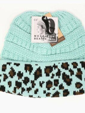 CC beanie Exclusives leopard print ponytail